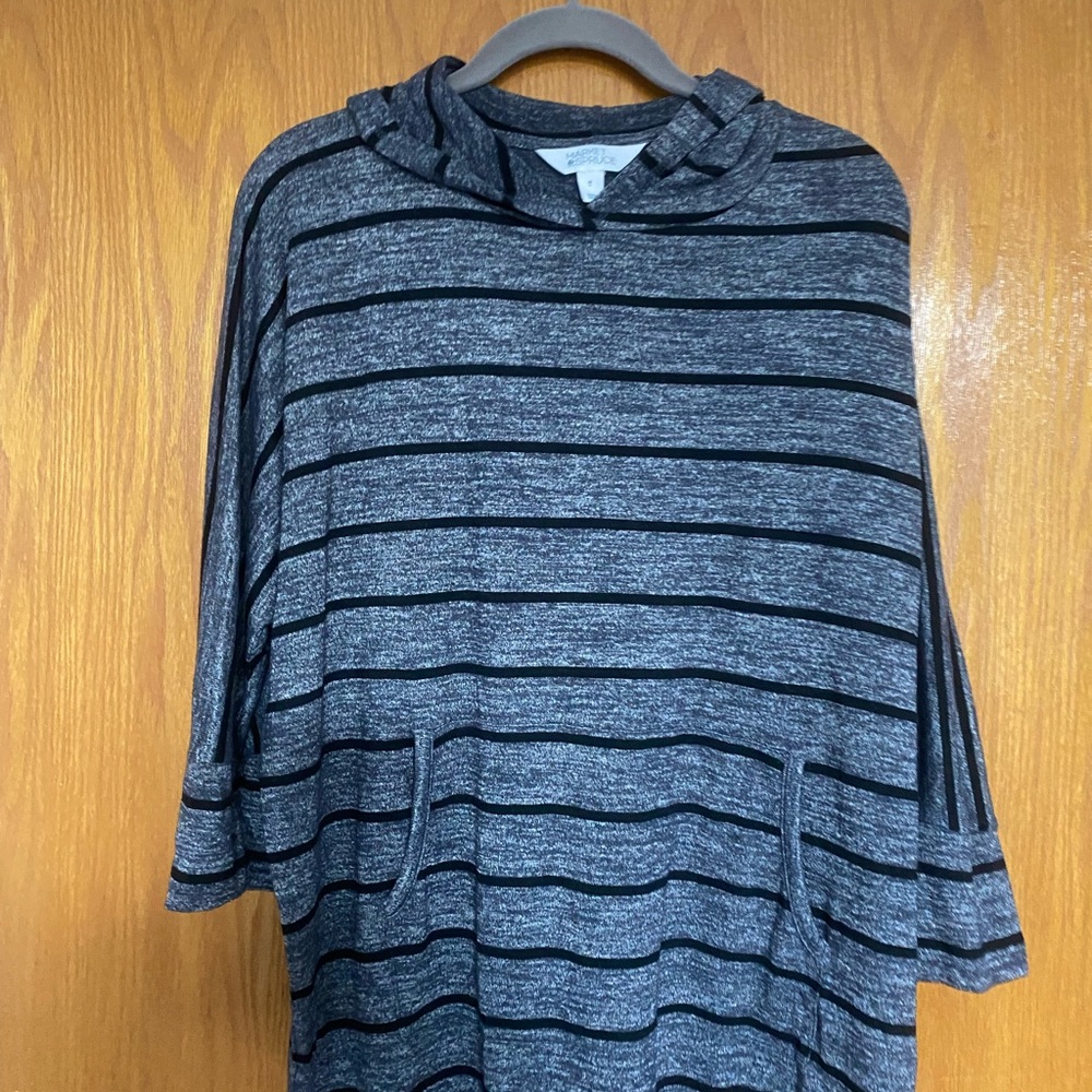 Soft hooded top.